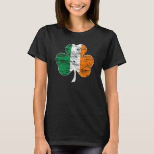 T-shirt irlandais de shamrock de drapeau affligé