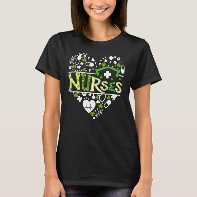 T-shirt Irlandais Infirmière Stethoscope Scrub Jour de la  (Devant)