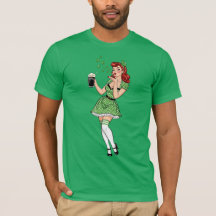 Irlandaise pin-up amateur de bière