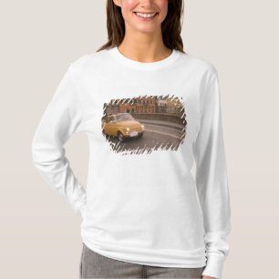T-shirt Italie, Florence. Fiat 800 Rally traverse l'Arno
