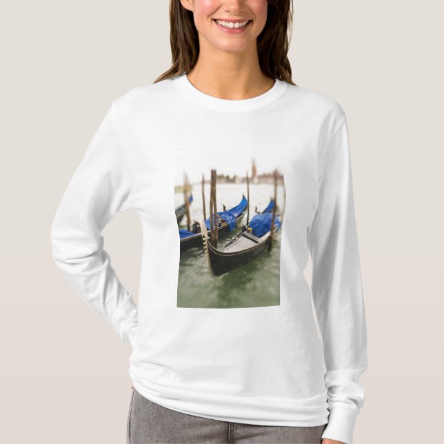 T-shirt Italie, Venise, Focus sélectif de la Gondola (Devant)