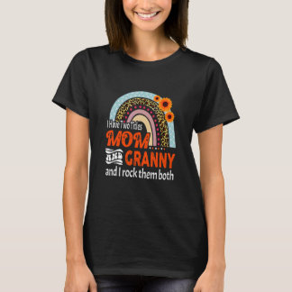 T-shirt J'Ai Deux Titres Maman Et Granny Rainbow Mother's