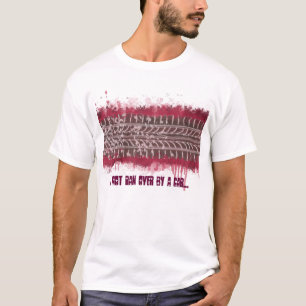 T-shirt J'ai obtenu ai couru plus d'en une voiture