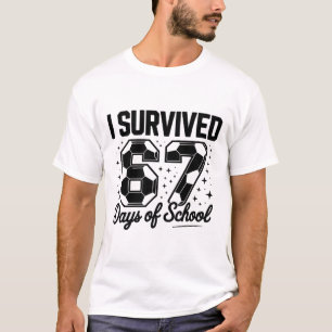 T-shirt J'ai survécu 67 jours d'école Funny Soccer