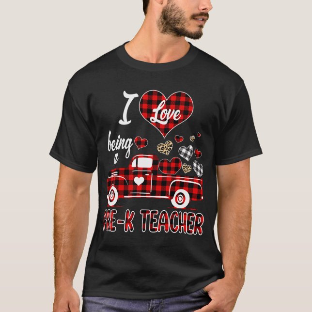 T-shirt J'aime être enseignant pré-K Coeurs de camion roug (Devant)