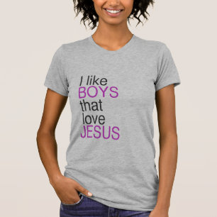 T-shirt J'aime les garçons qui aiment la chemise de Jésu
