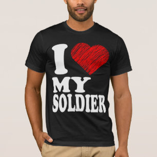 T-shirt J'aime mon soldat que l'art de coeur remélangent