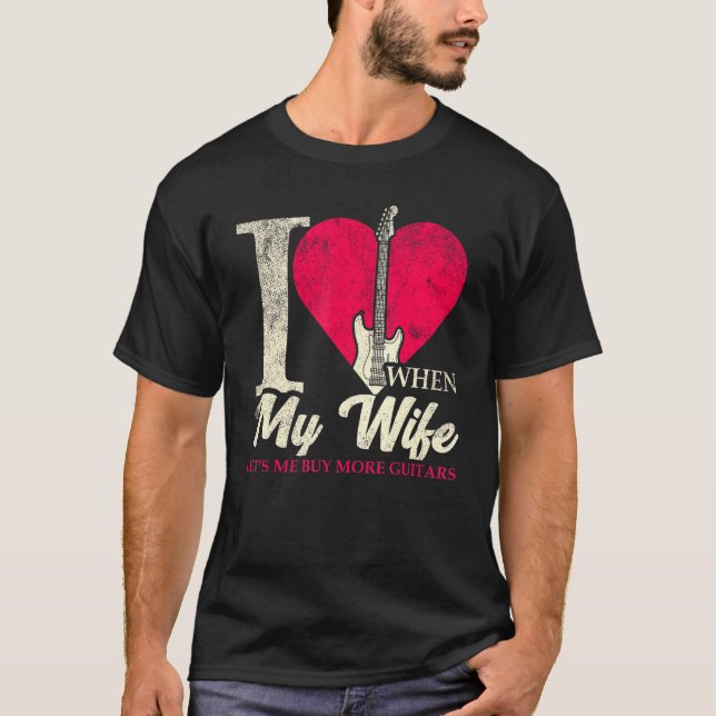 T-shirt J'Aime Quand Ma Femme Me Laisse Acheter Plus De Gu (Devant)