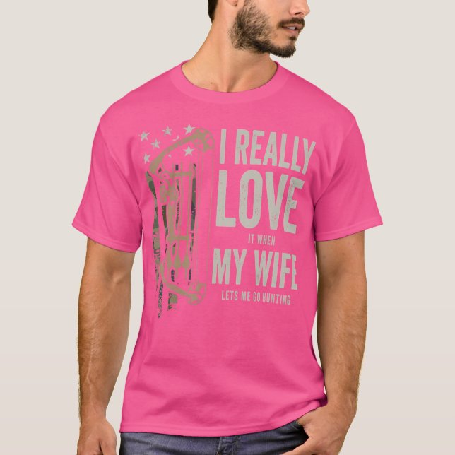T-shirt J'Aime Vraiment Ma Femme Drôle Chasse De Cerfs Bow (Devant)