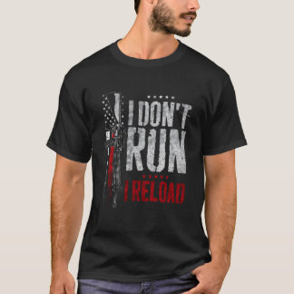 T-shirt Je Ne Cours Pas Je Recharge Le Drapeau Américain