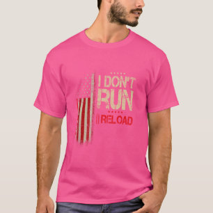 T-shirt Je ne cours pas Je recharge le drapeau US Vintage