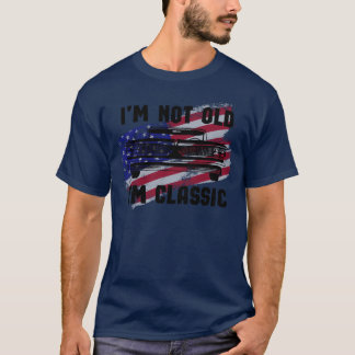 T-shirt Je ne suis pas vieux, je suis une voiture classiqu