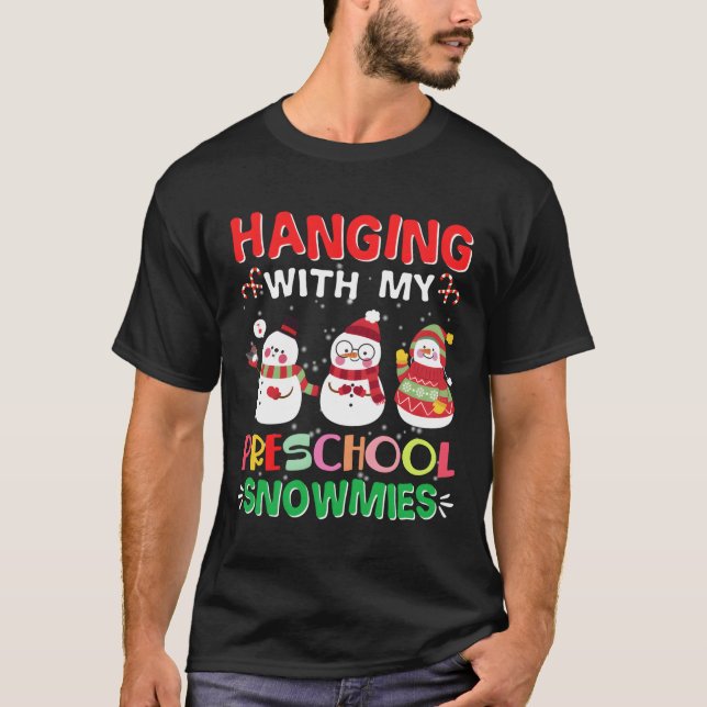 T-shirt Je Passe Avec Mon Préscolaire Snowmies Enseignant  (Devant)