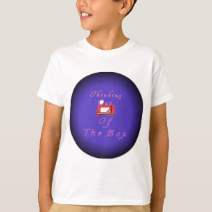 T-shirt Je pense en dehors de la boîte.
