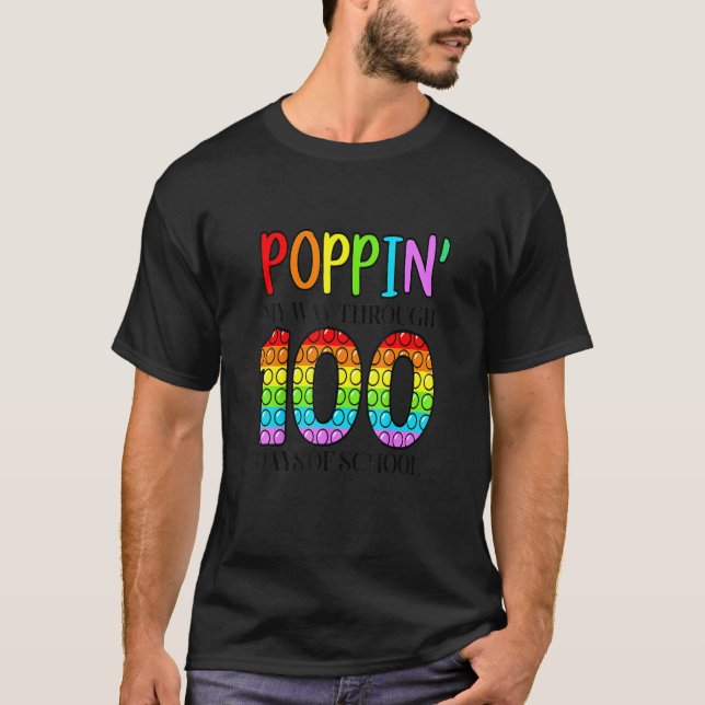 T-shirt Je Presse Mon Chemin À Travers 100 Jours D'École P (Devant)