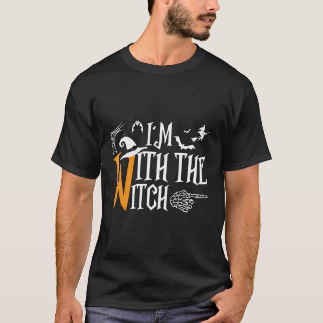 T-shirt Je Suis Avec La Sorcière Costumes Couple Halloween (Devant)
