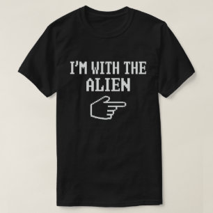 T-shirt Je suis avec l'Alien qui associe le costume d'Hall