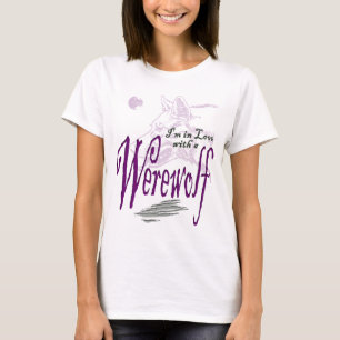 T-shirt Je suis dans l'amour avec un loup-garou