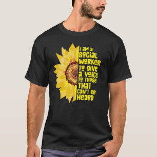 T-shirt Je Suis Devenu Un Travailleur Social Mot Fleur De