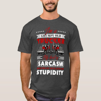 T-shirt Je suis un vieux camionneur grincheux, mon niveau 