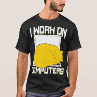 T-shirt Je Travaille Sur Ordinateurs Cat