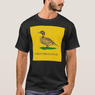 T-shirt Jetez du pain sur moi Sticker.png