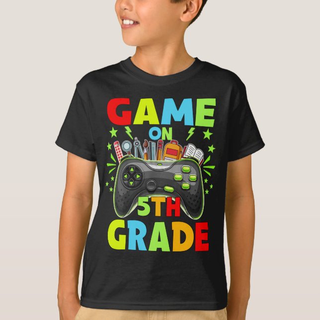 T-shirt Jeu de 5e année Retour à 5e année Niveau Déverroui (Devant)