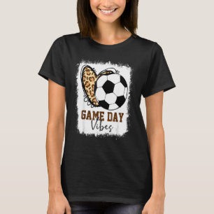 T-shirt Jeu de soccer blanchi Vibes Leopard Soccer Maman