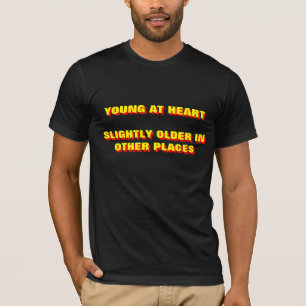 T-SHIRT JEUNES AU COEUR LÉGÈREMENT PLUS ANCIEN DANS