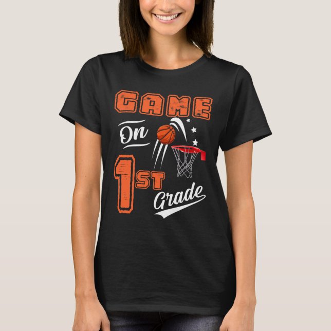 T-shirt Jeux Amusants Sur Le Basket De Première Année Prem (Devant)