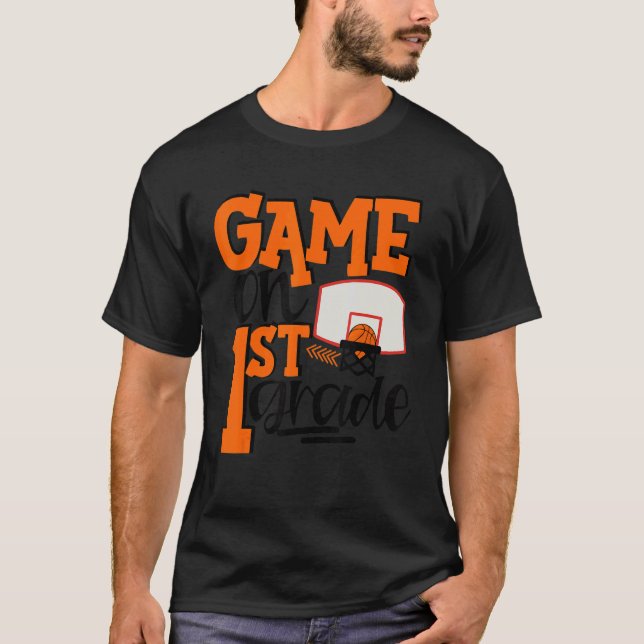 T-shirt Jeux Sur Le Basket De Première Année Premier Jour  (Devant)