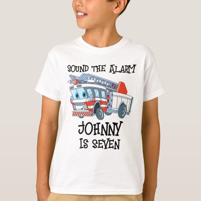 T-shirt Johnny is Seven (Devant)