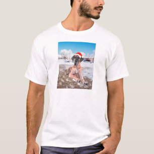 T-shirt Joli chien Great Dane assis dans la neige avec un 
