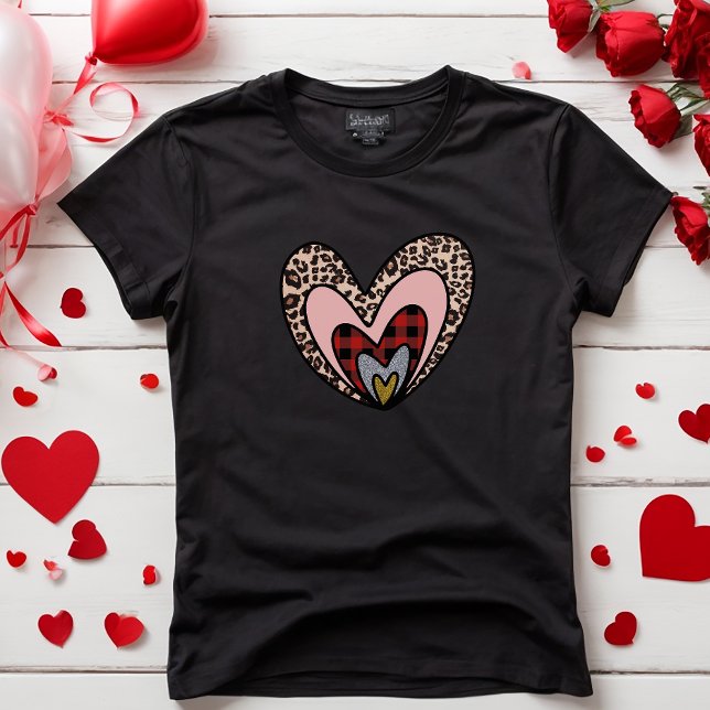 T-shirt Joli Coeur Rouge Moderne Joyeux Cadeau de la Saint (Créateur téléchargé)