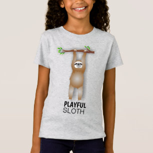T-Shirt Jolie fente jouable accrochée à une branche d'arbr