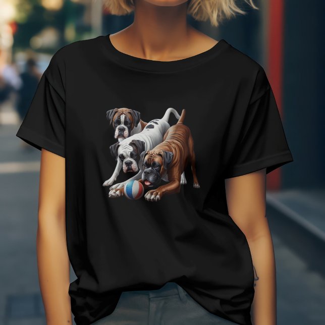 T-shirt Jouer Chiens de Boxer et Ball : Amusant dans chaqu (Créateur téléchargé)
