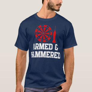 T-shirt Joueur de fléchettes amusantes armée et martelée