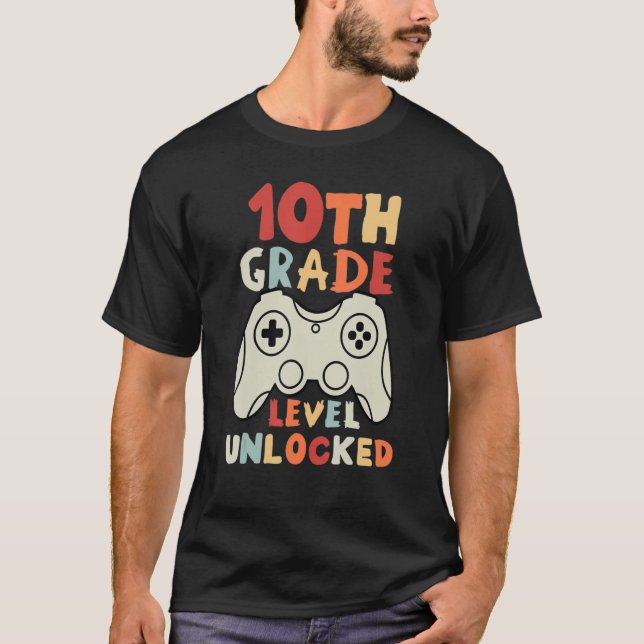 T-shirt Joueur déverrouillé de 10e année Premier jour de l (Devant)