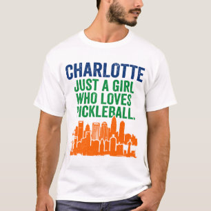 T-shirt Joueuse de pickleball féminine Charlotte Caroline 