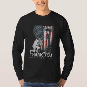 T-shirt Jour commémoratif en détresse Drapeau américain