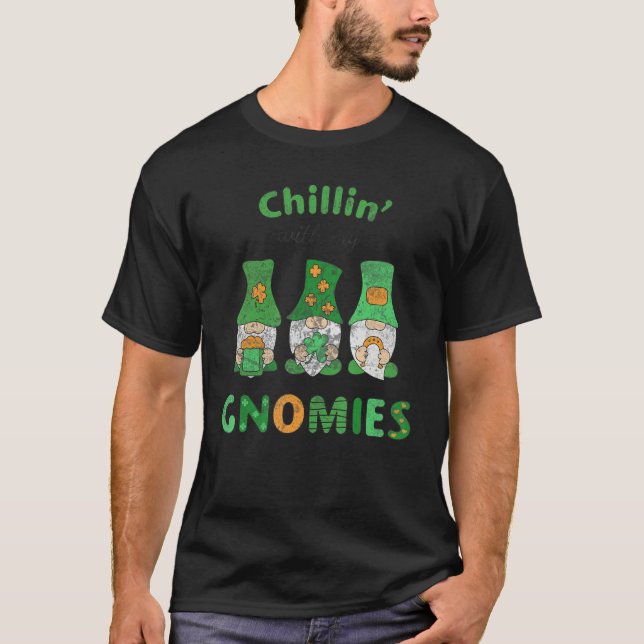 T-shirt Jour de la Saint Patrick Chillin Avec Mes Gnomies (Devant)