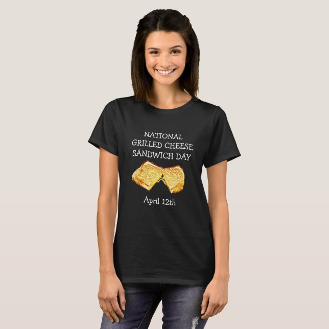 T-shirt Journée nationale des sandwichs au fromage grillé  (Devant entier)