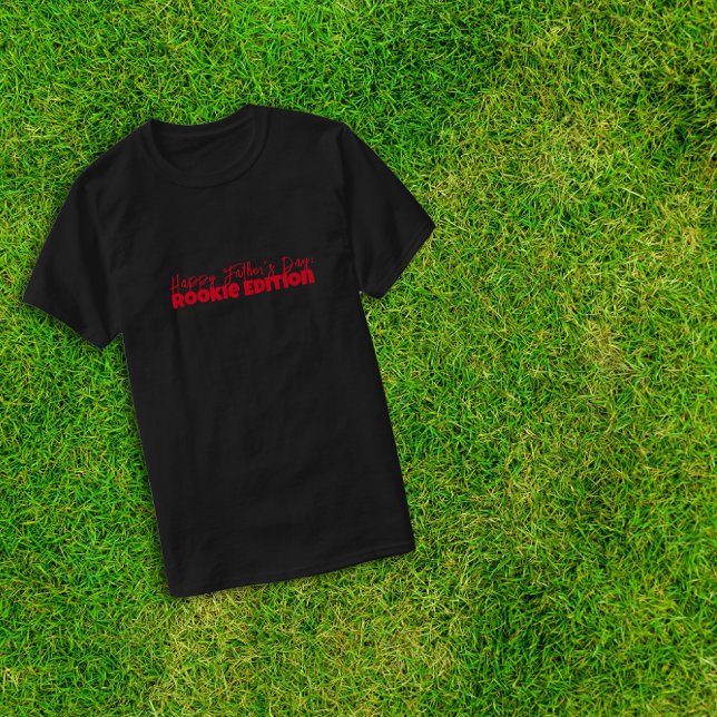 T-shirt Joyeuse lettre rouge du Premier Père (Créateur téléchargé)