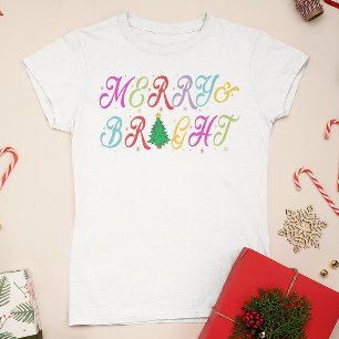 T-shirt Joyeux et brillant arbre de Noël coloré femmes