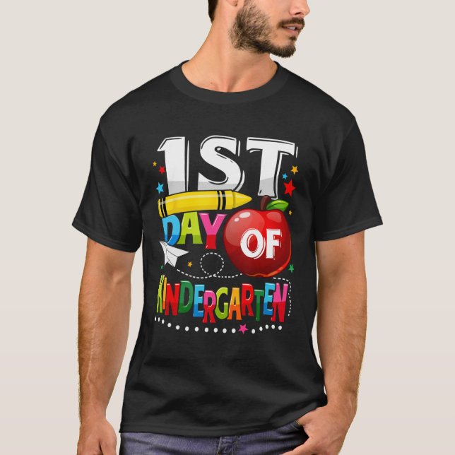 T-shirt Joyeux premier jour de maternelle enseignant s'amu (Devant)