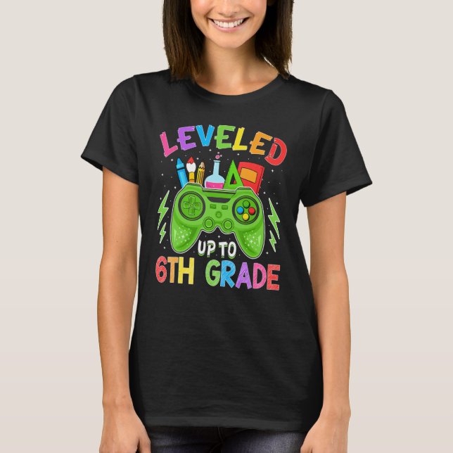 T-shirt Jusqu'À La 6E Année De Retour À L'Étude Des Joueur (Devant)