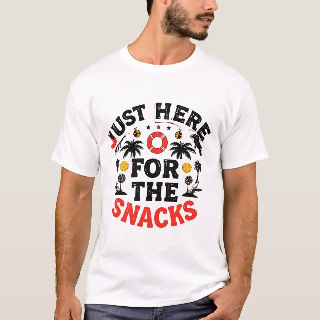 T-shirt Just Here for the Snacks: The Only Social Commitme (Devant)