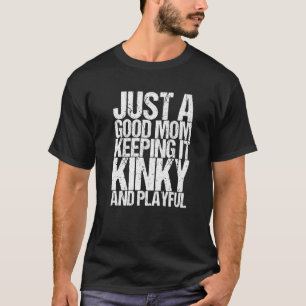T-shirt Juste Une Bonne Maman Gardant Ringard Et Jouant