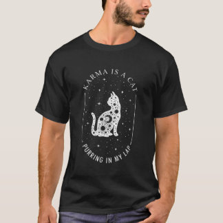 T-shirt Karma Est Un Chat Qui Me Purge Dans Les genoux