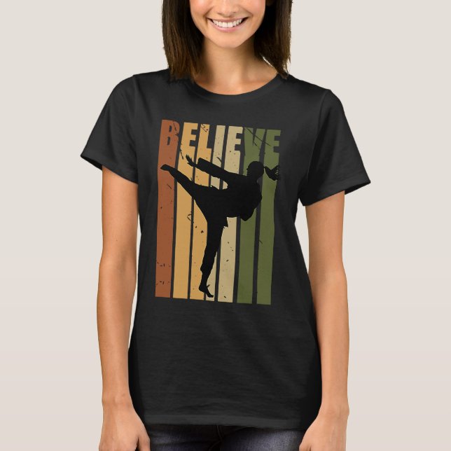 T-shirt Kids Camouflage Retro Karate Motivating Believe Pr (Devant)
